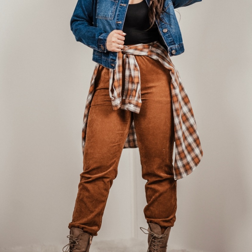 last one! ❤️ NWT Corduroy joggers